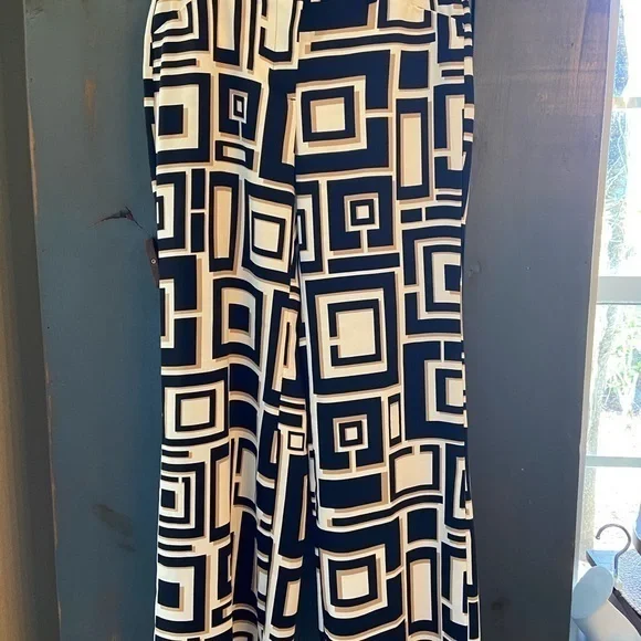 Chicos high waisted black, gold tan cool and flowy pants Chico’s‎ size 0 size 4 - Picture 3 of 13